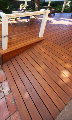 006-softwoods-timber-decking-for-the-disabled-02