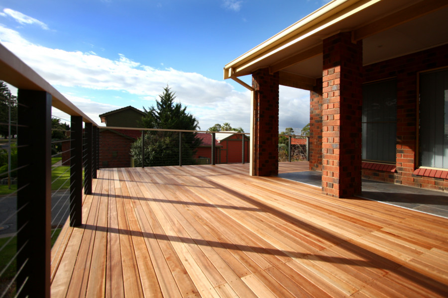 softwoods-060-timber-spotted-gum-decking
