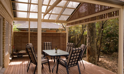 softwoods-timber-pergola-privacy-01